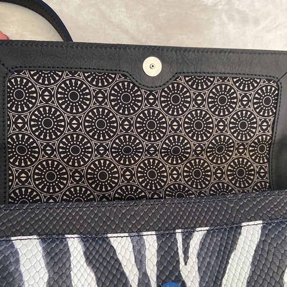 Gorgeous and exotic! Brighton Africa Stories Tarina Python Baguette Handbag. - Picture 9 of 16